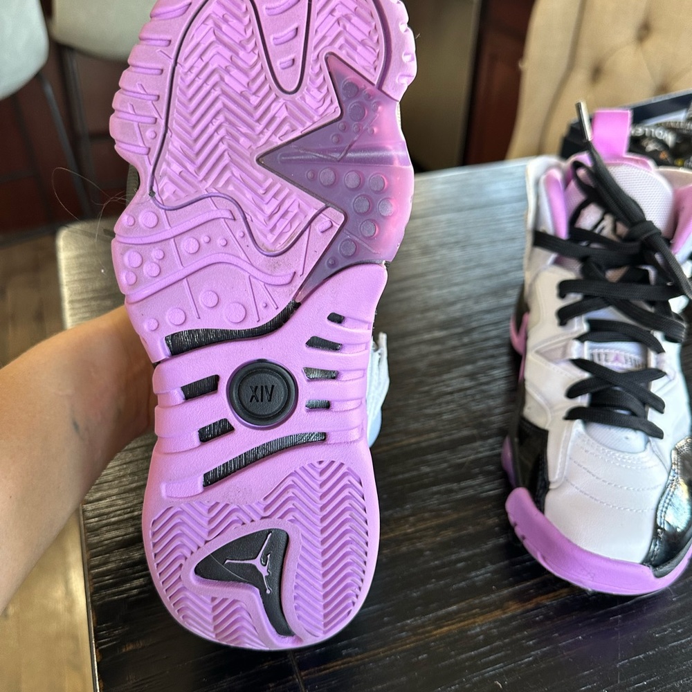 Nike Jordan XIV - Picture 4 of 8